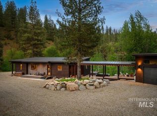 50 Creekside Ct, Garden Valley, ID 83622
