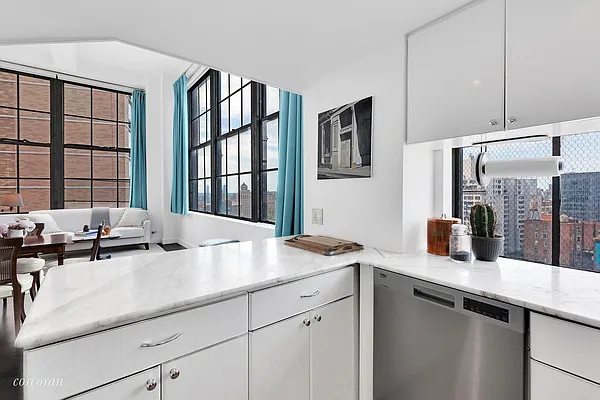 Sold by Corcoran | media 15