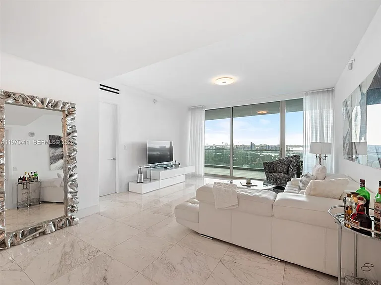 10203 Collins Ave #1105 — Photo 3