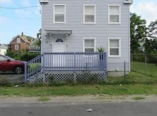 12 Kingston St, Lawrence, MA 01843