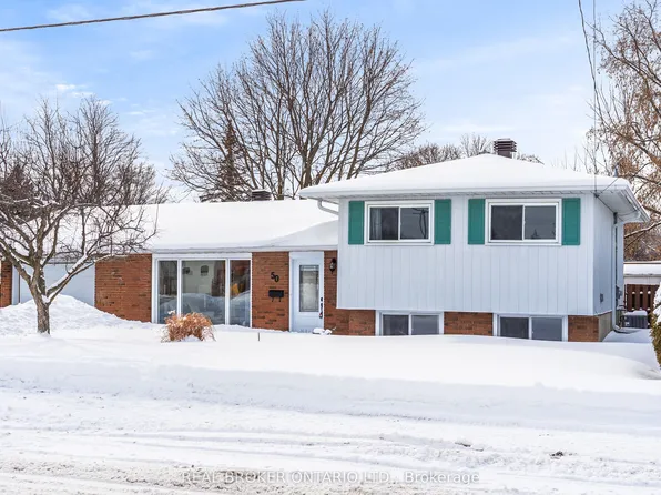 50 Neelin St, Carleton Place, ON K7C 2J7