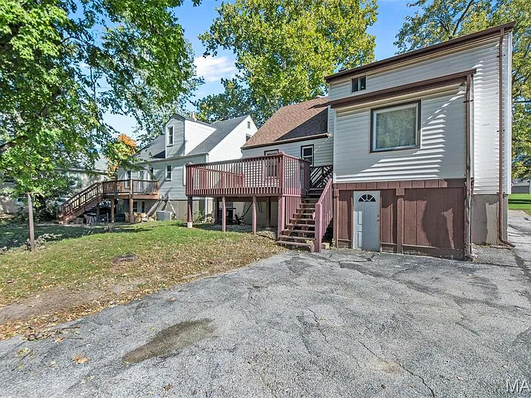 3319 Eminence Blvd — Photo 36