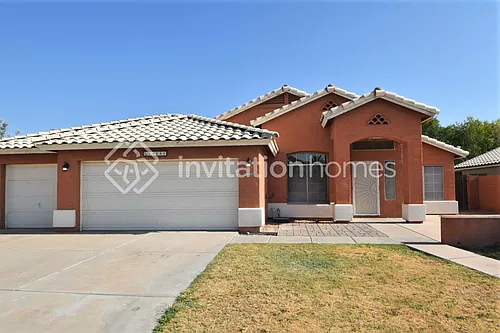 10886 W Loma Ln Photo 1