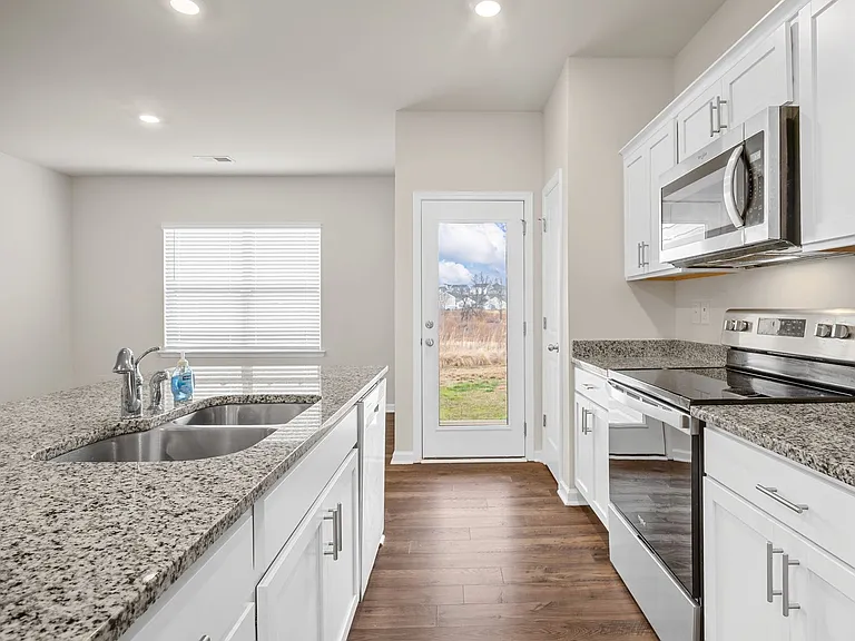 201 Sunriff Ct — Photo 12