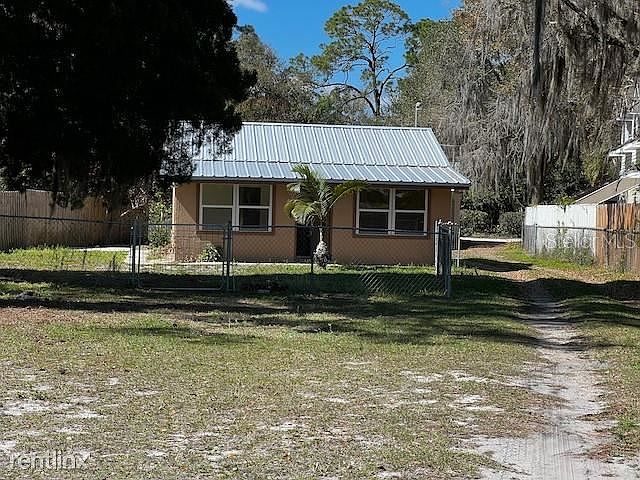 1st image of 6224 Lake Lizzie Dr