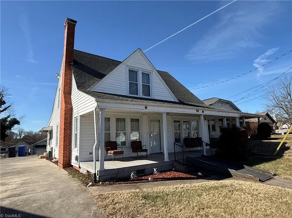 903 Hinshaw St, North Wilkesboro, NC 28659