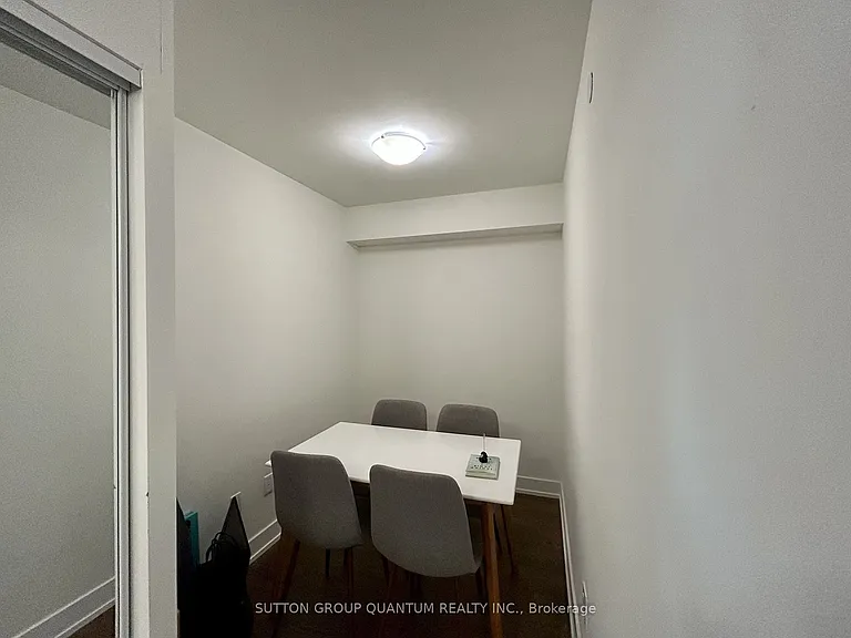 5 Mabelle Ave #1532 — Photo 7