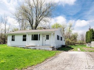 2369 Linden Ct, Adrian, MI 49221