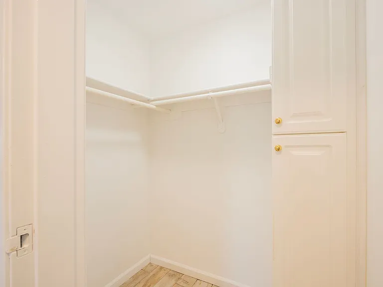 6740 Franklin Pl — Photo 7