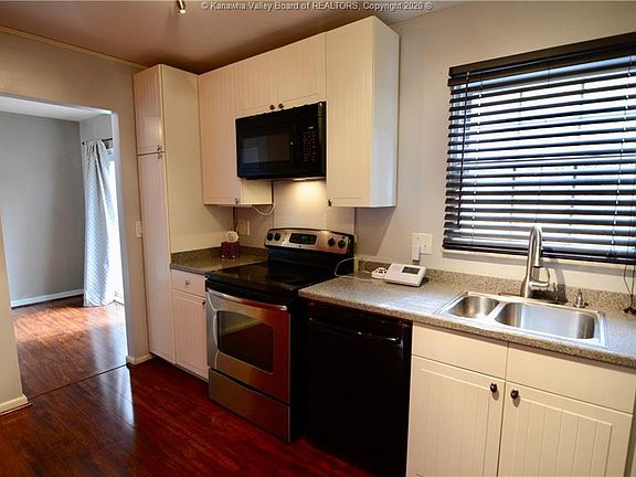 4th image of 6917 Boreman Dr
