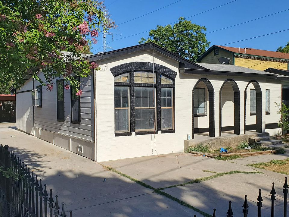 1st image of 2026 Dahlgreen Ave