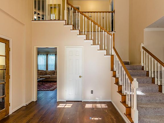3rd image of 1810 Cheyenne River Cir