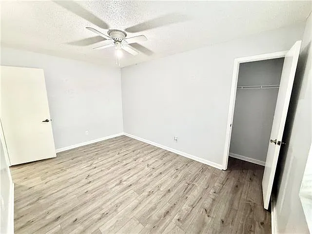 2716 Oak Forest Blvd — Photo 8