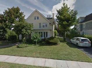 11516 Spruce St, Cedarhurst, NY 11516