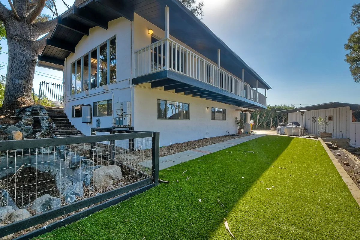 Building Photo - 3255 Meadowlark Ln