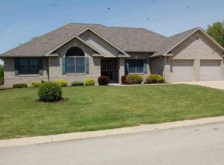 14200 Katriene Dr, Daleville, IN 47334