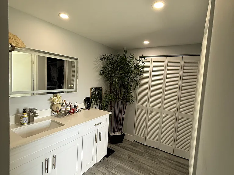 8860 SW 123rd Ct #K303 — Photo 9