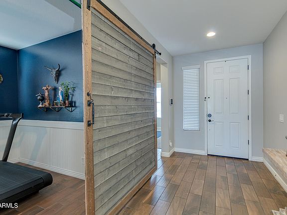 5th image of 18372 W Southgate Ave