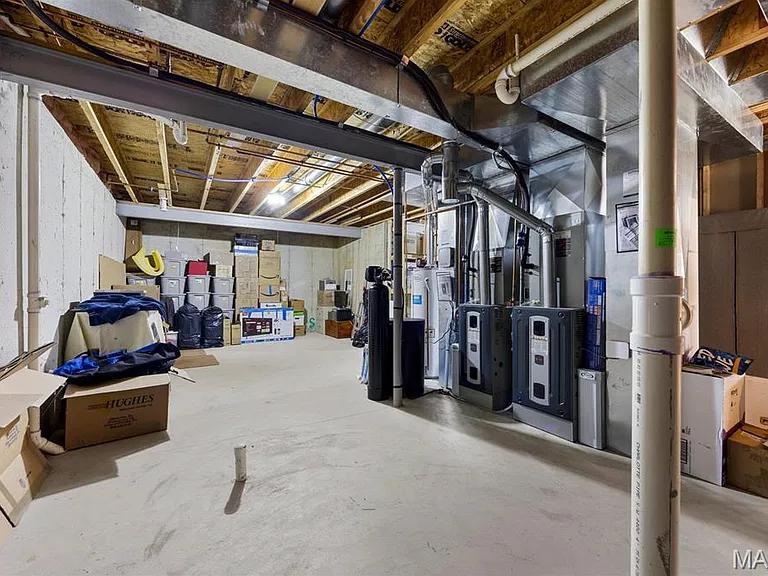 26 Milton Brennan Manor Ct — Photo 38