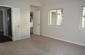 5th image of 233 Rock Bluff Ln