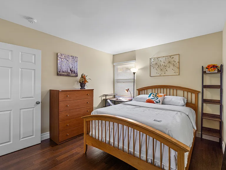 Your cozy queen bed comes with a workspace for productivity