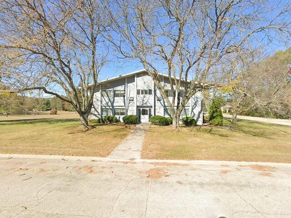 410 W Maple St APT 4