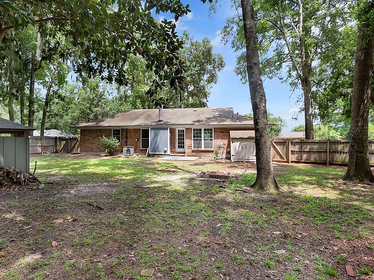 1 Cambridge Ct — Photo 26