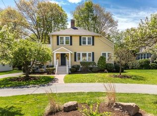 789 Brook Rd, Milton, MA 02186