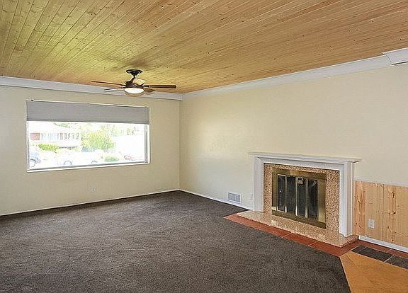 4th image of 2859 E Saint Marys Way
