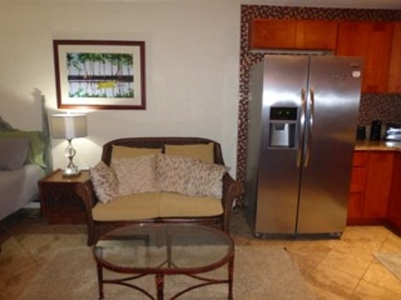 2nd image of 355 Kalanianaole St #209
