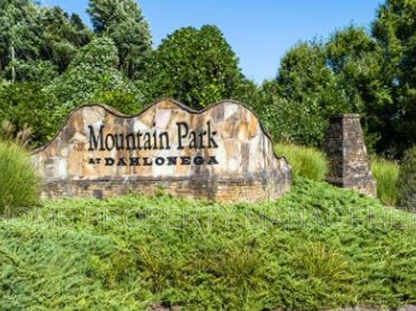 437 Stoneybrook Dr, Dahlonega, GA
