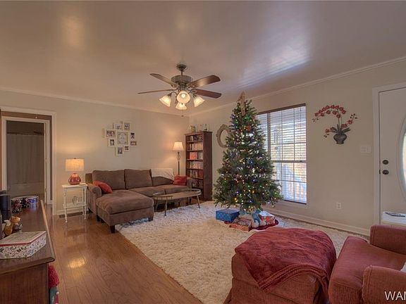 5th image of 123 Academy Park Dr