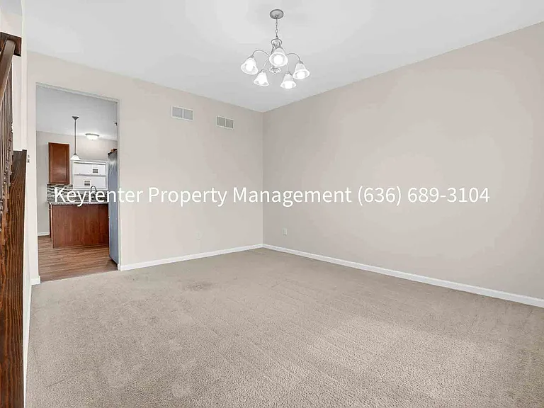 229 Charlestowne Place Dr — Photo 9