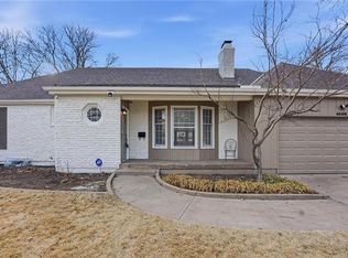 4608 Westridge Rd, Kansas City, MO 64133