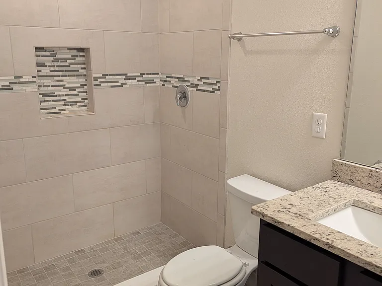 1708 Cocoanut Dr — Photo 19