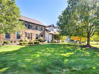 651 Clinton Ln, Highland Heights, OH, 44143