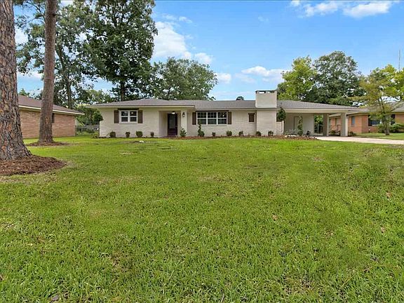 2nd image of 4775 Estate Dr