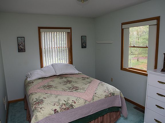 2nd floor bedroom