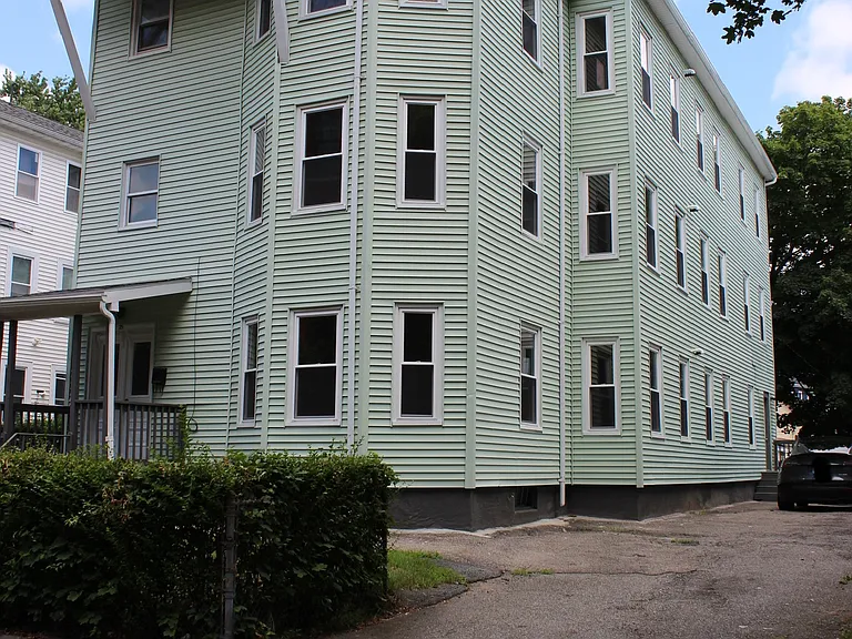 25 Wyman St #1 — Photo 1