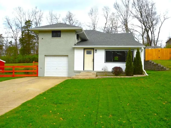 738 Forest Ln, Taylor Mill, KY 41015