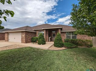 2233 Jadyn Ln, Clovis, NM 88101