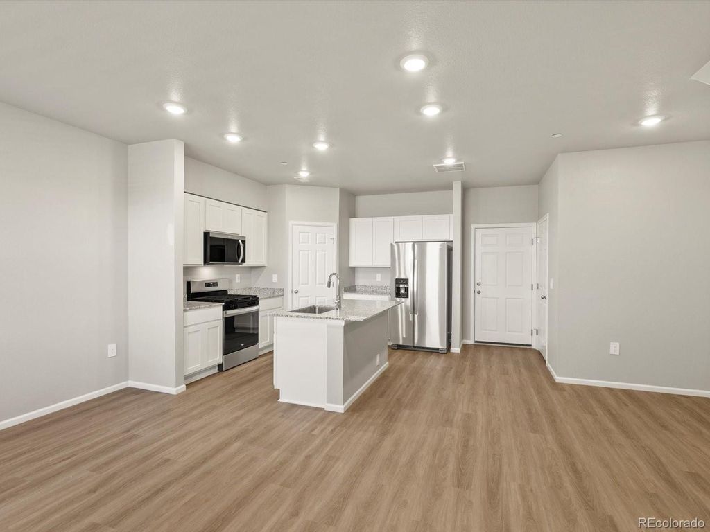 1596 Riverplace Drive #3