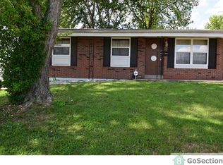 10435 Castle Dr, Saint Louis, MO