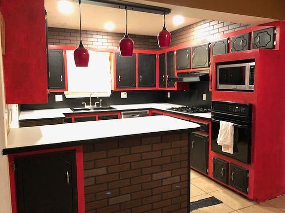 3rd image of 1120 NE 4th St