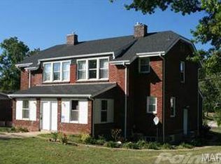 11340 Larimore Rd, Saint Louis, MO 63138