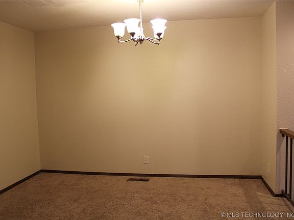 3rd image of 2806 E 84th St #38-23