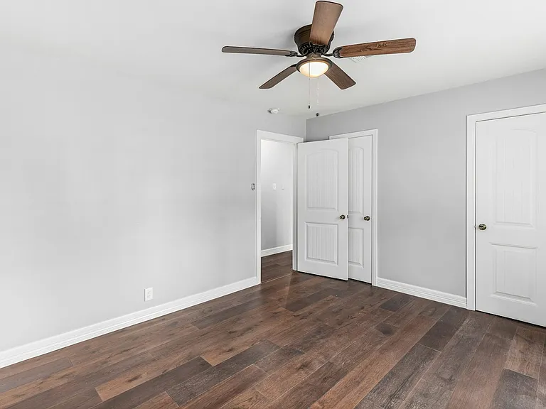 9313 Livernois Rd — Photo 11