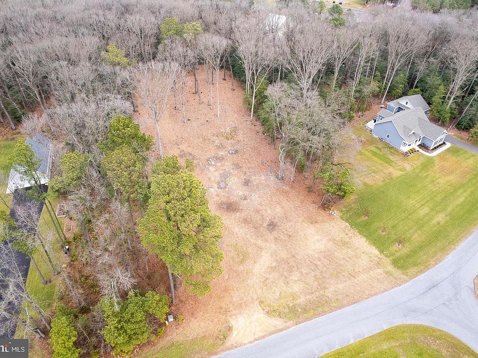 1st image of 4421 Green Briar Way