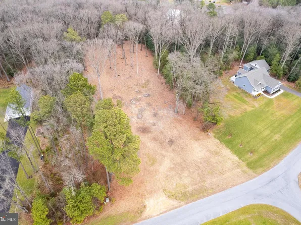 4421 Green Briar Way, Seaford, DE 19973