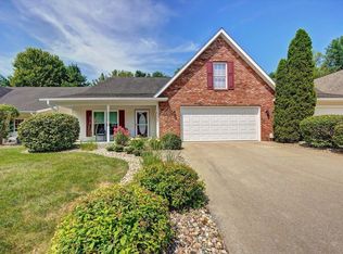 1143 W Sugarberry Ct, Bloomington, IN